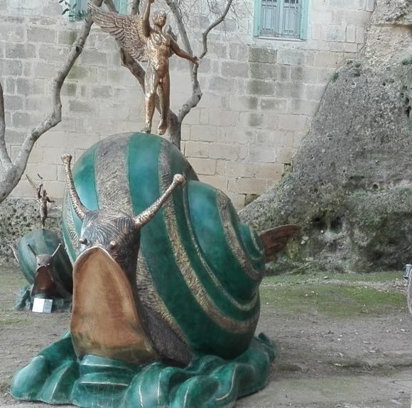 “La persistenza degli opposti” nei Sassi di Matera: viaggio tematico nella psicologia e nell’ispirazione artistica di Salvador Dalì