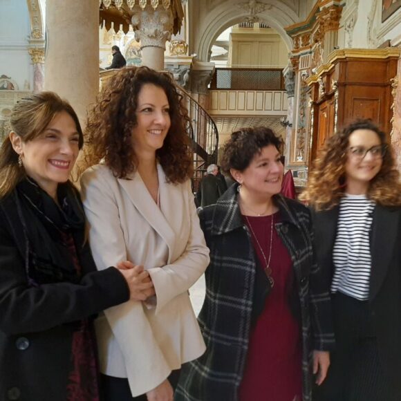 “L’entusiasmo supera ogni ansia”: Elena, Annalisa, Luigina e Laura sono le prime donne che realizzeranno il Carro della Bruna