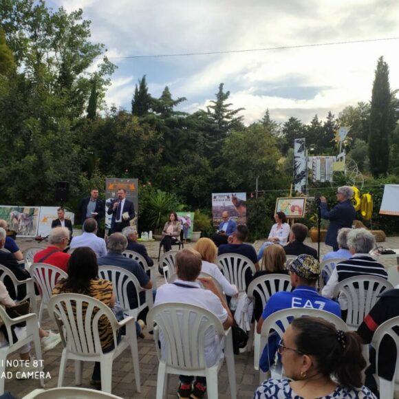 Trent’anni di Haflinger a Matera: presentato il libro di Rossella Montemurro “Galoppando contro vento. I Western Hagflinger di Emanuele Lamacchia”