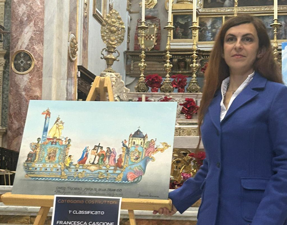 Festa della Bruna: sul Carro dell’anno Giubilare, firmato dall’artista Francesca Cascione, la ricchezza delle figure e delle sculture, la cura dei particolari e i colori brillanti